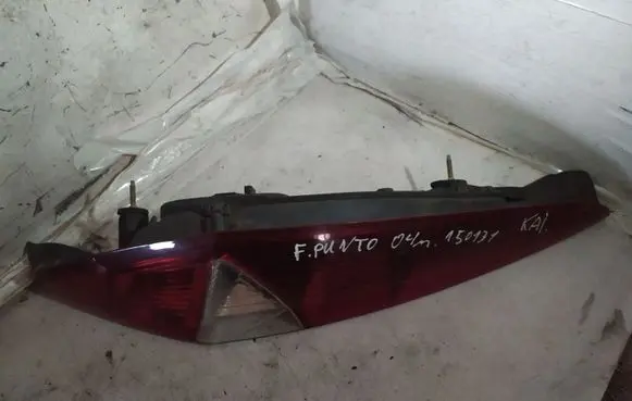 Fiat Punto (188) Rear/tail lights