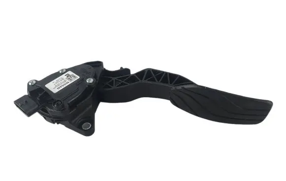 Nissan X-Trail T32 Accelerator throttle pedal 18002DF30B