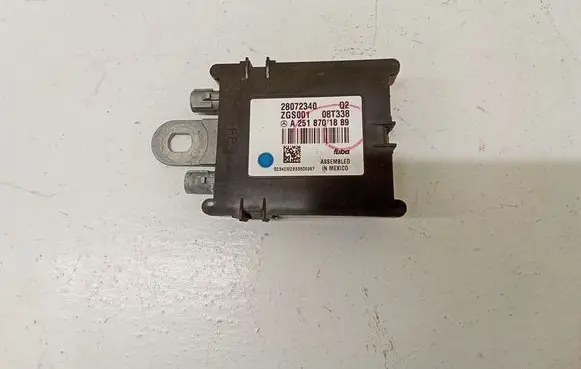 Mercedes-Benz ML W164 Aerial antenna amplifier A2518701889