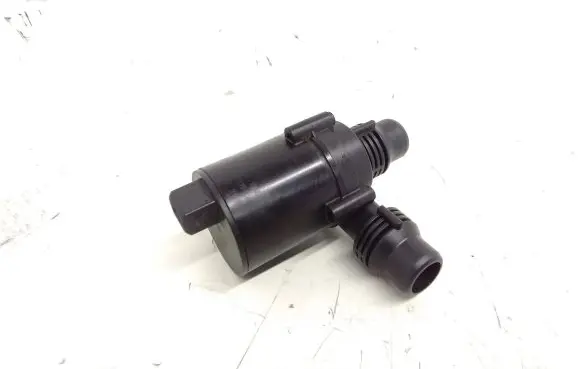 BMW X5 E53 Electric auxiliary coolant/water pump 6907811