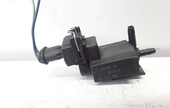 Volvo V70 Turbo solenoid valve 30611668 72224010