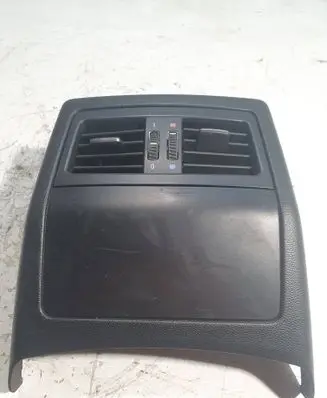 BMW 3 E90 E91 Rear air vent grill 7129556