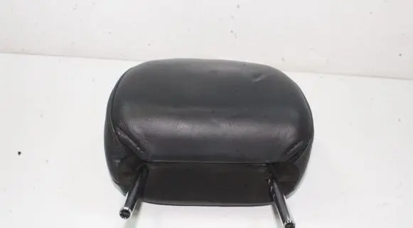 Toyota RAV 4 (XA30) Front seat headrest 