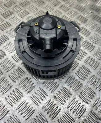Mazda 3 I Heater fan/blower 8940000