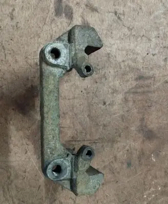 Chrysler Voyager Front Brake Caliper Pad/Carrier 