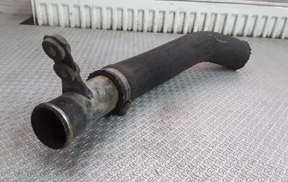 Mitsubishi Pajero Intercooler hose/pipe