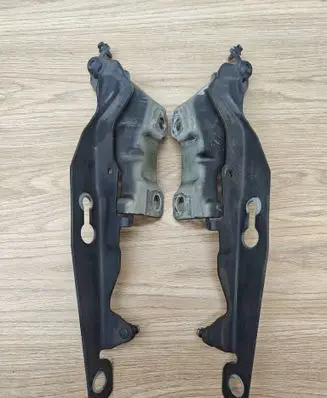 Volvo S80 Engine bonnet/hood hinges 30649514 30649515
