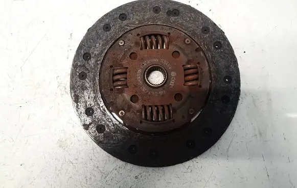 Skoda Octavia Mk1 (1U) Clutch pressure plate 06A141031H