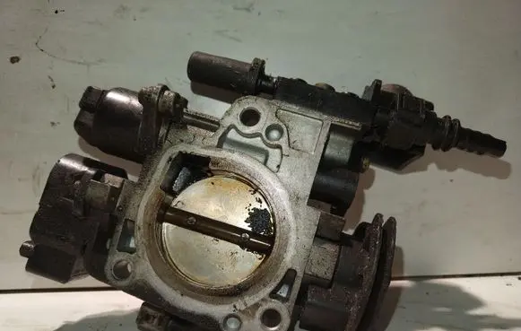 Citroen Xsara Picasso Throttle valve 9642473280