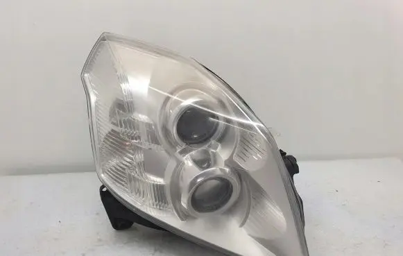 Cadillac BLS Headlight/headlamp