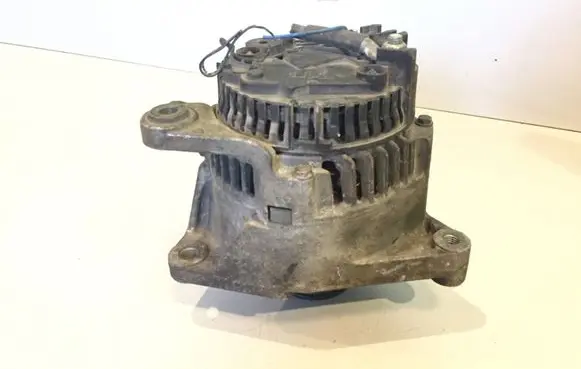 Audi A4 S4 B5 8D Generator/alternator 2541856A