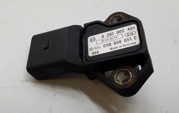 Volkswagen Touran I Air pressure sensor 038906051C 0281002401