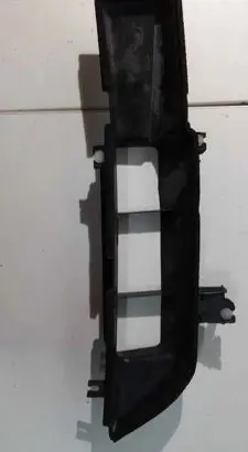 Tesla Model 3 Intercooler air guide/duct channel 134874