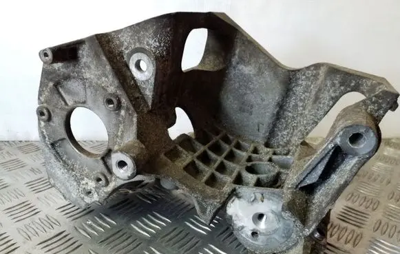 Opel Antara Fuel pump bracket 96440531