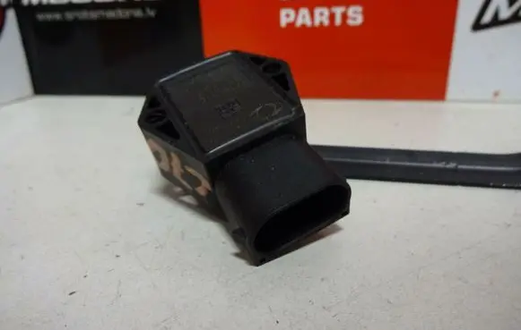 Volvo C70 Sunroof motor/actuator 9216451C