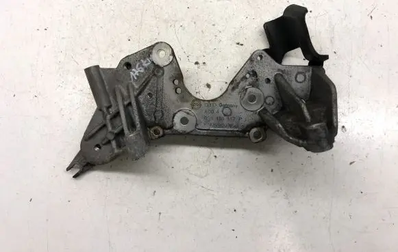 Audi A5 Sportback 8TA Fuel pump bracket 059130147P