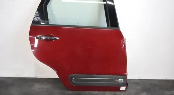 Fiat 500L Rear door