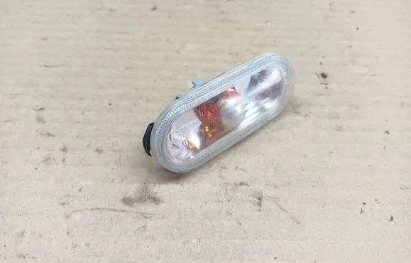 Volkswagen Transporter - Caravelle T5 Front fender indicator light 2K0949117A