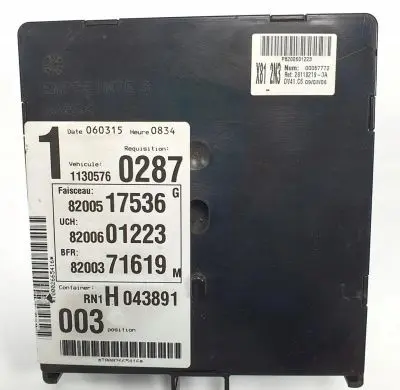 Renault Espace IV Fuse box set 8200517536