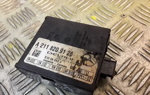 Mercedes-Benz E W211 Alarm control unit/module A2118209126 2118209126