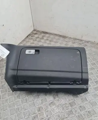 Volkswagen Golf V Glove box 1K1857290