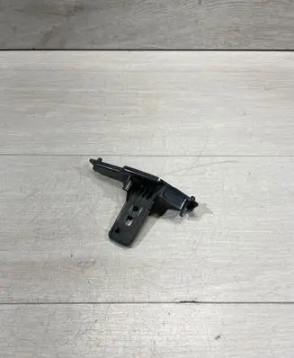 BMW X6 G06 Fender mounting bracket 7478846