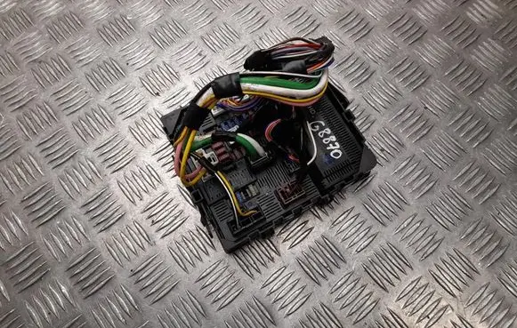 Nissan Navara D23 Fuse box set 284B74JW2B