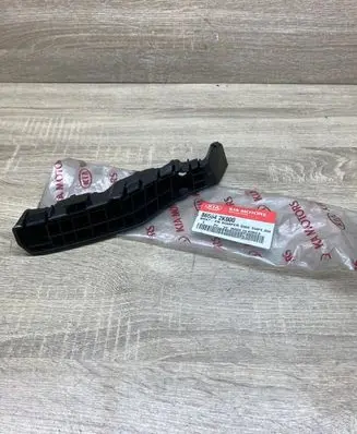 KIA Soul Front bumper mounting bracket 865542K000