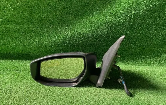 Nissan Pulsar Other exterior part
