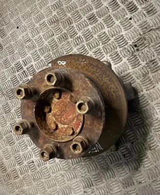 Iveco Daily 1st gen Front wheel hub spindle knuckle