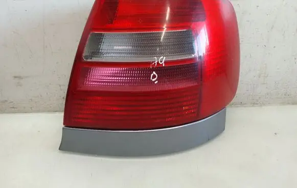Rear/tail lights