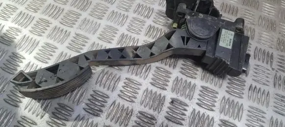 Alfa Romeo 147 Accelerator throttle pedal 0281002380 46755863