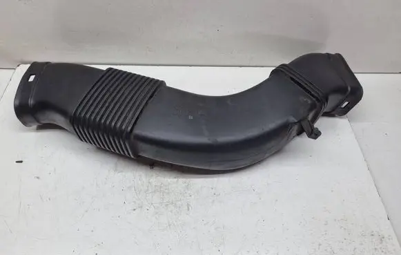 BMW 5 F10 F11 Air intake duct part 8513454 13718513454