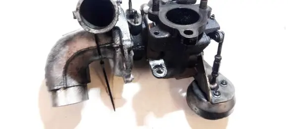 Toyota Avensis T250 Turbo 172010R010 17201-0R010