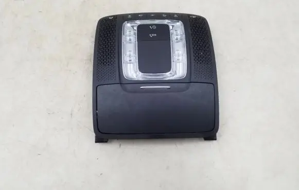 Mercedes-Benz GLA W156 Front seat light A0009001919