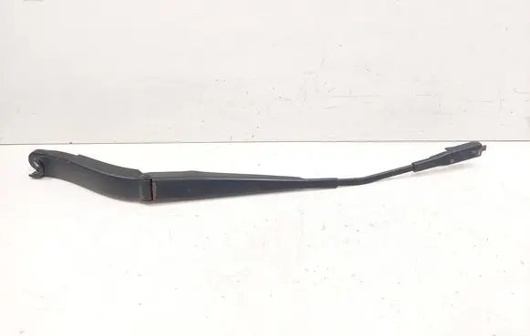 Front wiper blade arm
