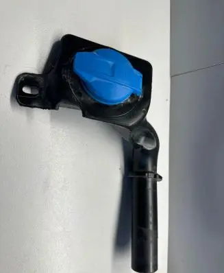 Audi Q8 Windshield washer fluid reservoir/tank 4M0955462