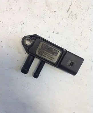 Skoda Octavia Mk2 (1Z) Exhaust gas pressure sensor 076906051B