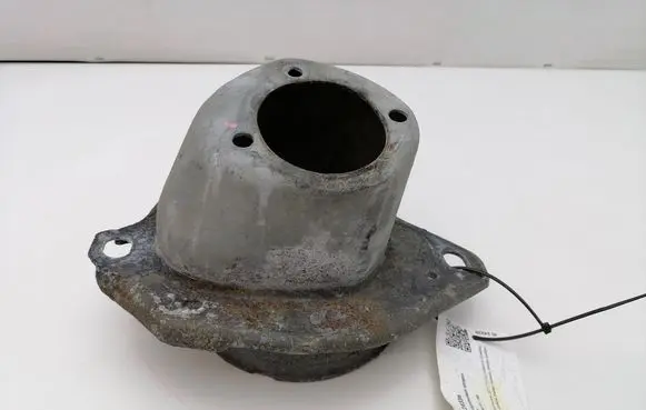 Volvo S60 Front shock absorber mounting bracket 