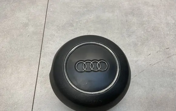 Audi A1 Steering wheel airbag 8X0880201B