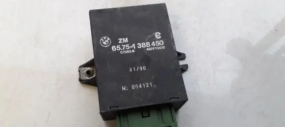 BMW 3 E46 Alarm control unit/module 65751388450 6575-1388450