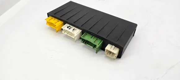 BMW 5 E34 Comfort/convenience module 1388523 61351388523