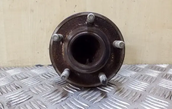 Ford Kuga II Rear wheel hub BV6T2C190GB