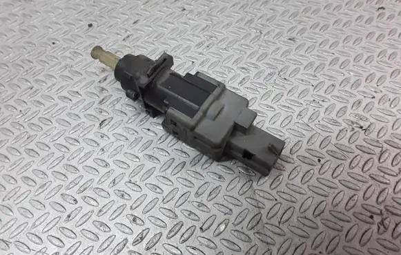 Clutch pedal sensor