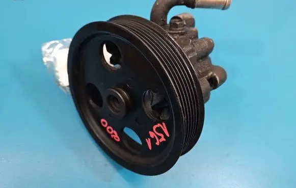 Chrysler Voyager Power steering pump IMPRK1561800