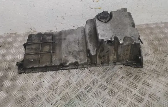 BMW 5 E39 Oil sump 2248645