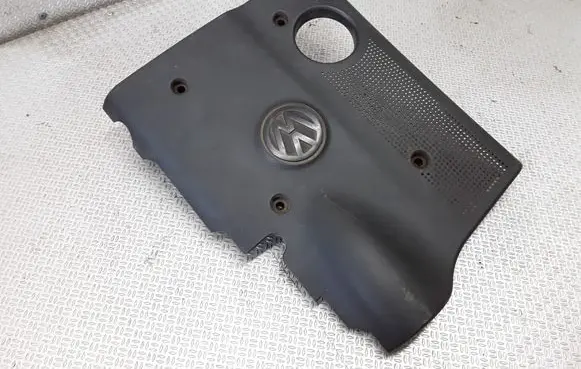 Volkswagen PASSAT B5 Engine cover (trim) 06B103935J