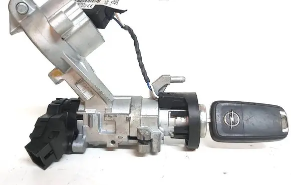 Opel Mokka Ignition lock 95384305