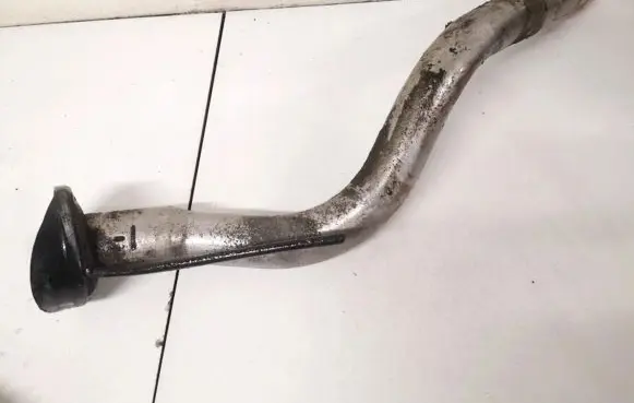Fuel tank filler neck pipe