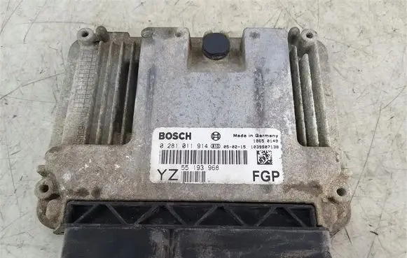 Opel Vectra C Engine control unit/module 55193968